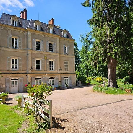 Château de MontSablé Lezoux Exterior foto